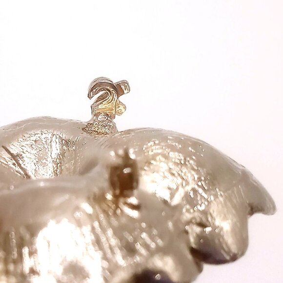 Vintage Brooch Floral Silver-tone Metal Alloy Red Enamel Rhinestone 2" Diameter - Picture 6 of 8